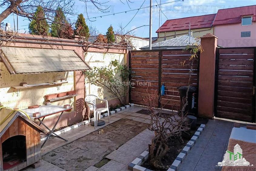 Apartament 2 camere zona Titan, curte proprie 37mp in vila - 4