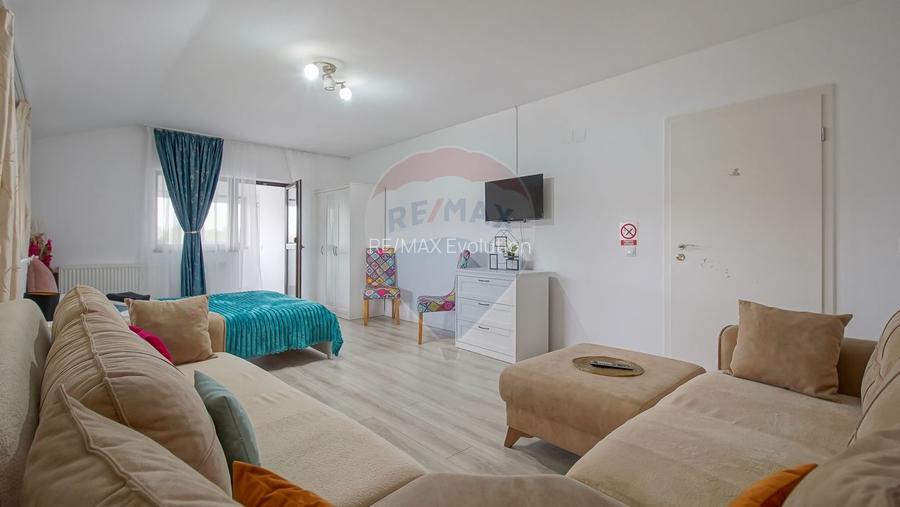 Vila cu 9 dormitoare și 7 băi în Stupini, Brașov - 9