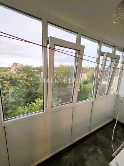 Tudor Vladimirescu-Iulius Mall-3 Camere Decomandat+boxa - 3