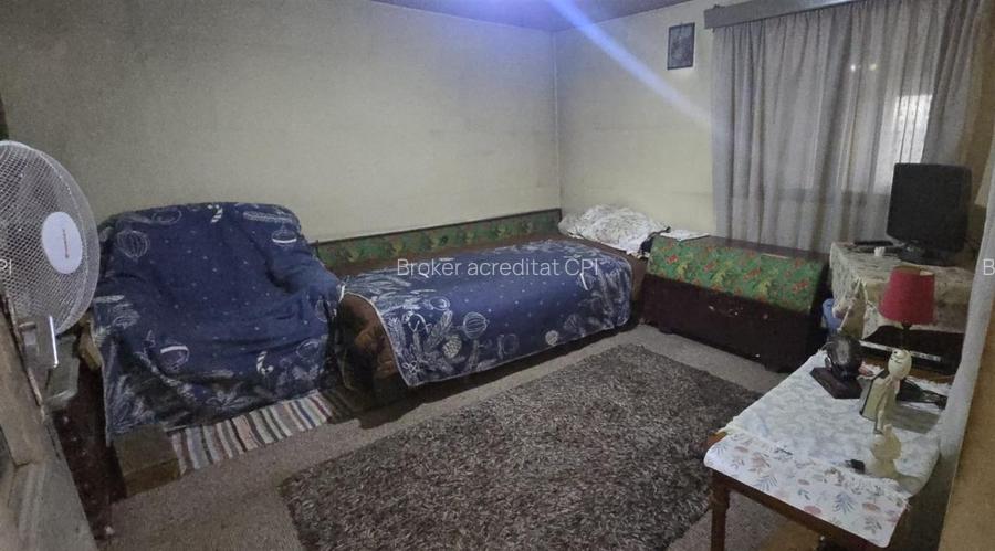 Casa de vanzare Buturugeni,25 km de Bucuresti,teren 1966 mp - 4