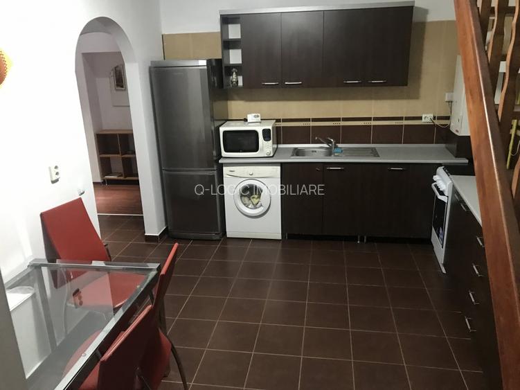 Apartament 4 camere cu priveliste deosebita zona Colinei - 6