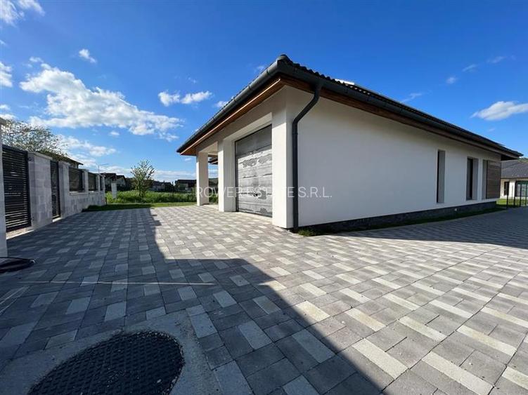 Casa individuala,NOU finisata,situata in Chinteni! - 2