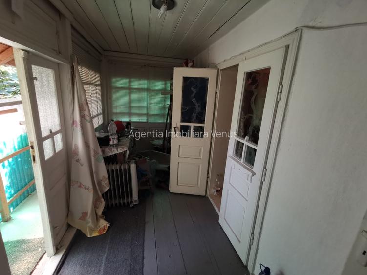 Casa batraneasca la Buzeni - 3