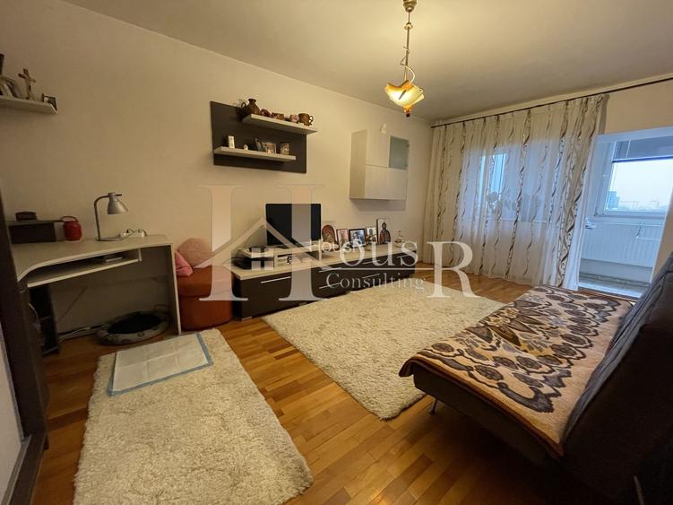 Aproape de Complexul Studentesc. Decomandat. 2 bai. Centrala proprie - 4