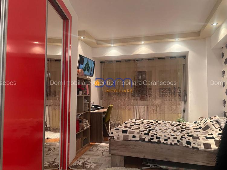 De vanzare apartament 4 camere ultracentral - 5