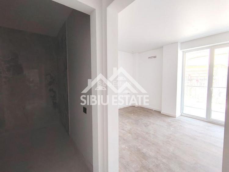 Apartament Sibiu central 3 camere, 2 bai Imobil Top lift garaj - 4