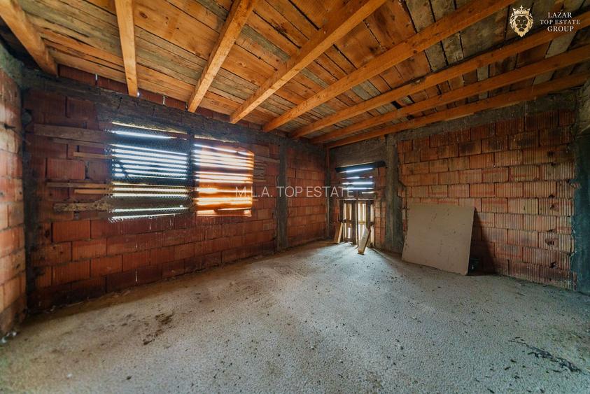 Casă la roșu de vânzare  in Vinga - 19