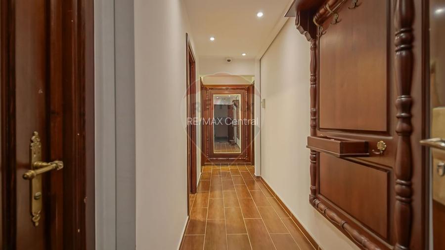 Apartament cu 2 camere de închiriat în zona Uzina 2 - 15