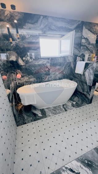 Proprietate premium în Filiași, locuință de lux cu spații comerciale - 37