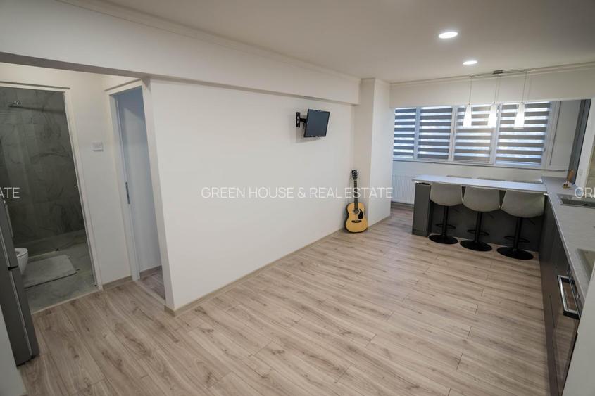 Apartament 2 camere, decomandat,etaj 3, zona centrala - 6