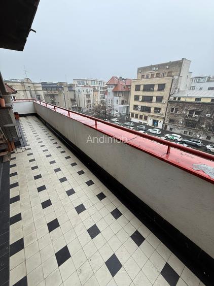 Apartament de vânzare – Piața Spaniei - 11