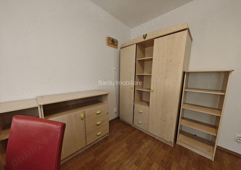 Apartament 3 camere Uverturii/ Decomandat/ Etaj intermediar - 6