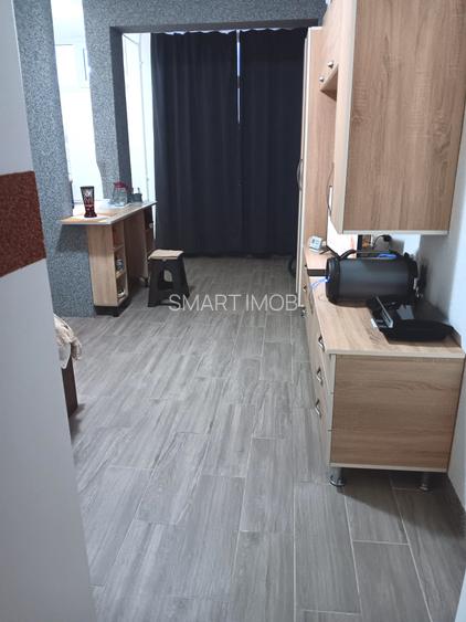 Garsoniera 30mp zona Spital Judetean mobilata utilata 37.000eur neg - 4