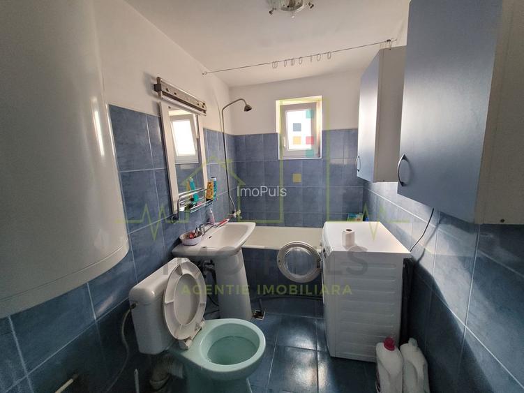 Zona Dambovita. 2 Case. Teren 933 mp. - 12