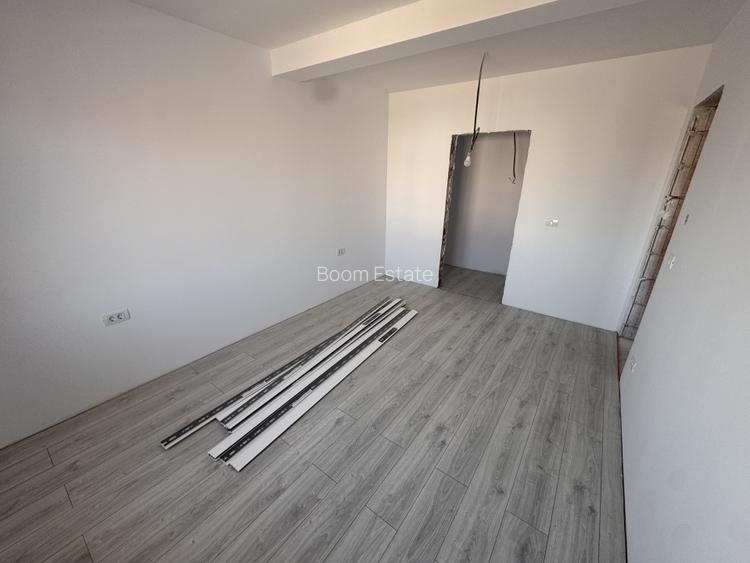 DUPLEX DESPARTIT, SUPRAFATA GENEROASA , TOATE UTILITATILE - 9