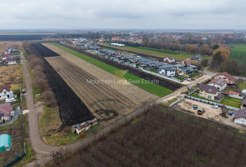 Lot de teren intravilan – 467 mp | Stupini, Strada Albinelor - 11