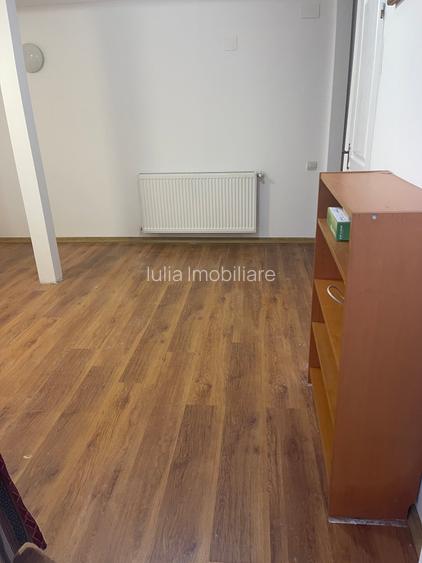 Garsoniera central - 8