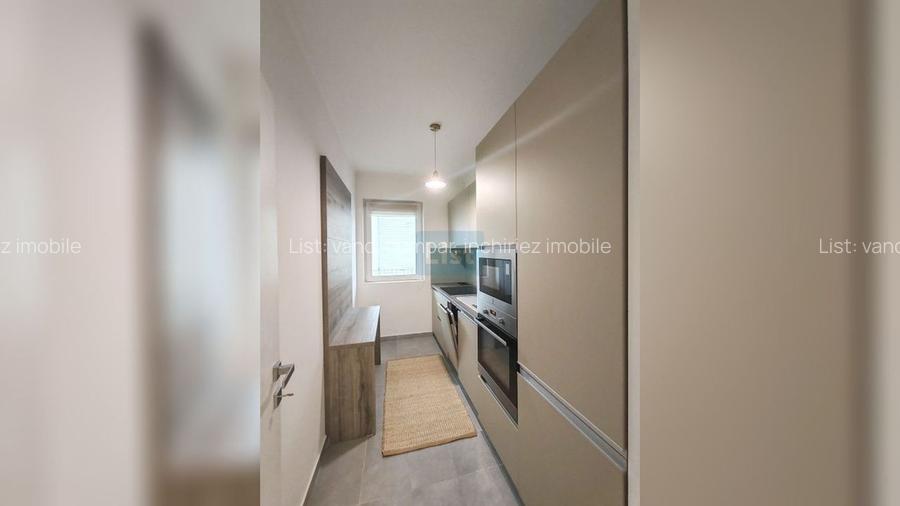 Vanzare apartament cu 2 camere si parcare in Record Park. - 3