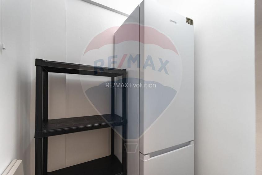 DE INCHIRIAT ap 3 camere- zona Cerna/ Tractorul! - 19