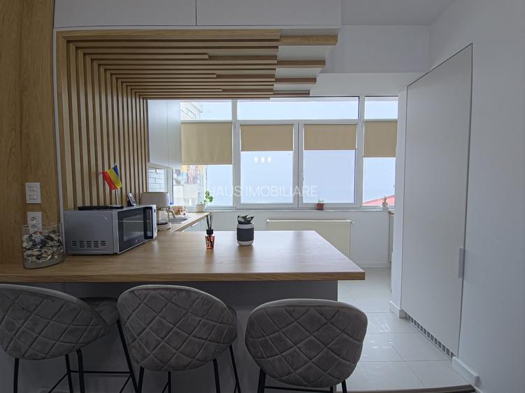 Centru Neversea apartament 3 camere decomandat vedere mare - 4