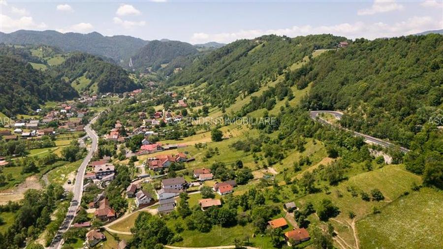 FILM!View superb catre munti,teren pretabil constructie Hotel,4.400 mp, Moieciu - 27