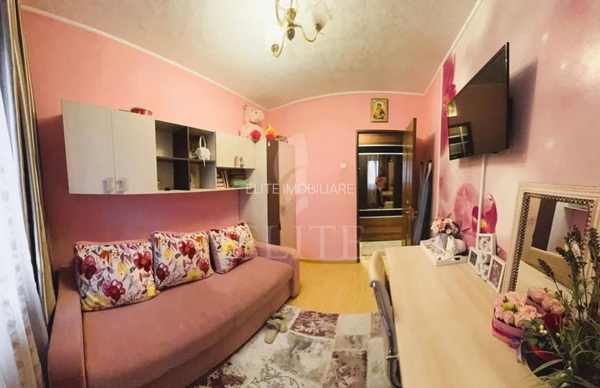 Apartament 3 camere în zona STRADA RETEZAT - 7