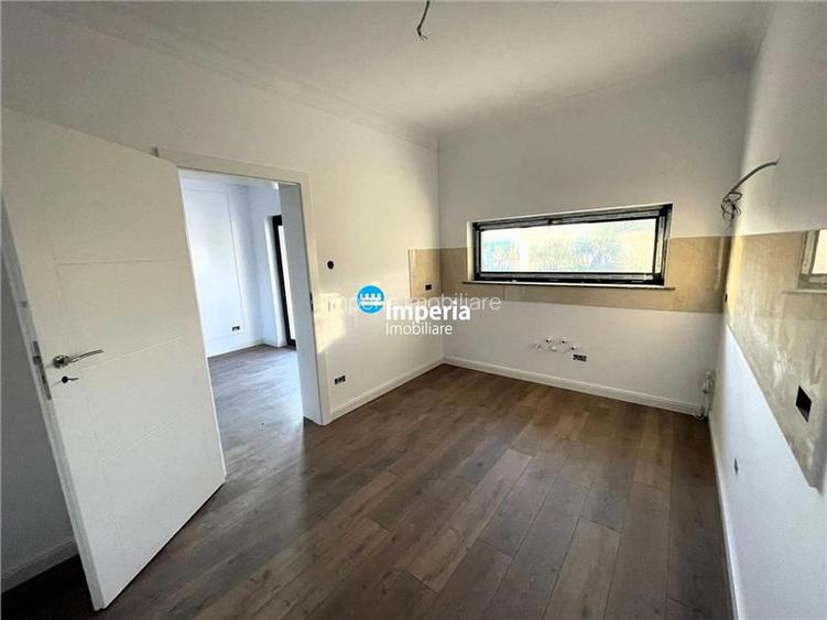 Casa plan parter tip duplex de vanzare,400 mp curte si garaj Breazu - 5