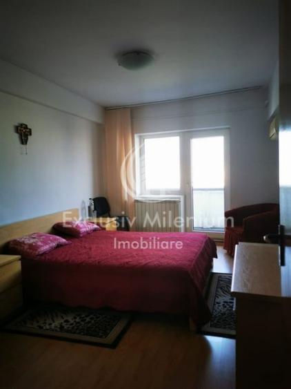Spatiu birou Unirii /Zepter / Alba Iulia 3 Camere 100 mp