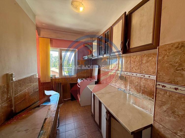 Apartament 2 camere decomandat Rovine, etaj 3/4 - 4