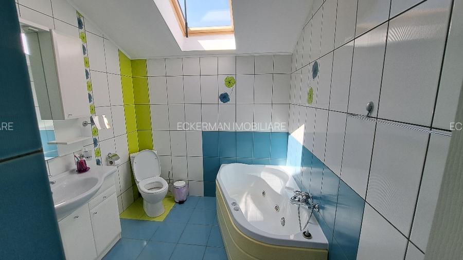 1 Decembrie-vila de vanzare, p+1, teren 830 mp, util 175 mp, 2 terase, foisor - 11