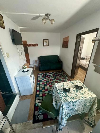 PODU ROS - BLD PRIMAVERII - 2 CAMERE - ETAJ 1 - BLOC DIN 1970 FARA RISC SEISMIC - LIBER - MUTARE IMEDIATA