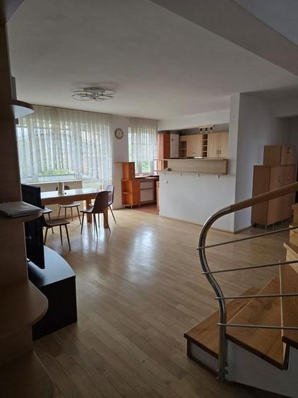 Apartament de închiriat, 5 camere, 150 mp, Andrei Mureșanu zona Becaș