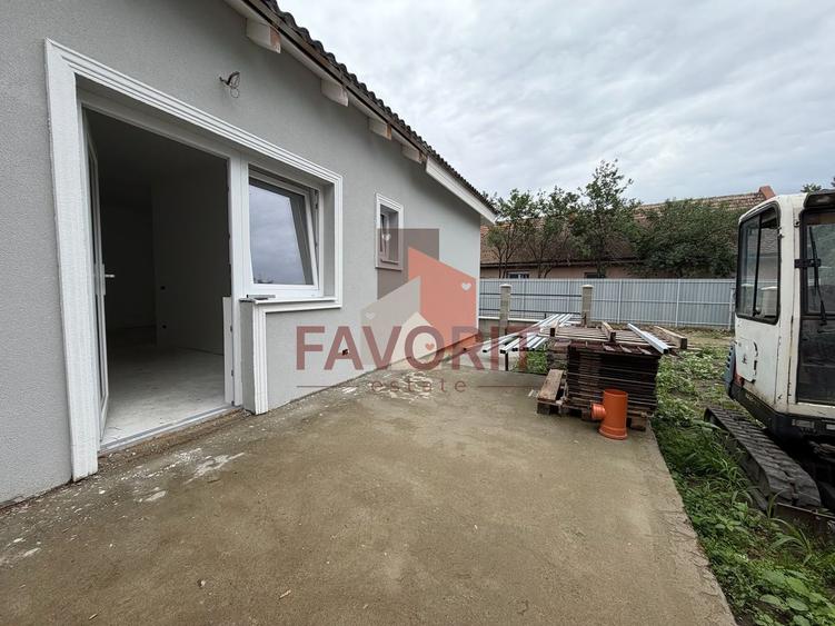Duplex in Utvin | 3 camere | Toate utilitatile | Curte | Asfalt |
