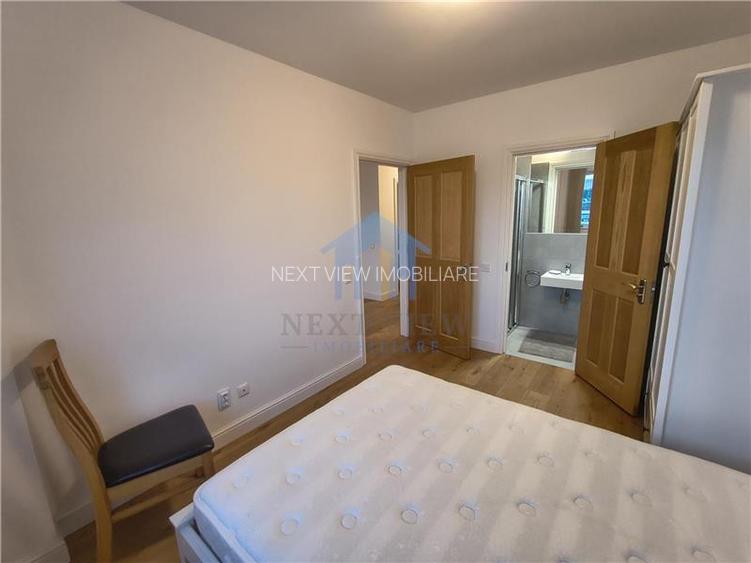 Apartament 3 camere, Piata 1 Mai - 8