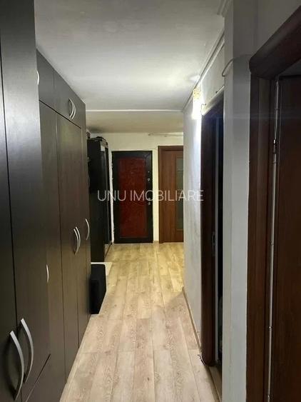 3 Camere Decomandat 61mp mobilat zona Nicolina 1 Esplanada - 4