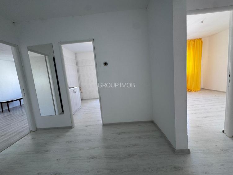 NORD - Apartament 2 cam DECOMANDAT, Etaj 3/4, Bloc 1986 - 8