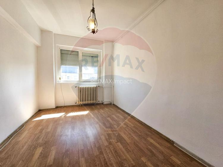 Apartament de vanzare 3 camere Drumul Taberei, Metroul Ialomitei - 11