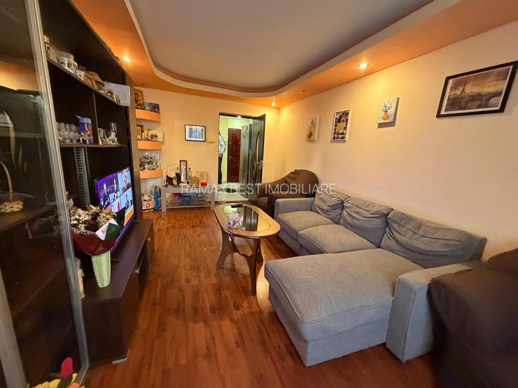 Dristor Ramnicu Valcea - Bloc 1985 - Lidl - 9