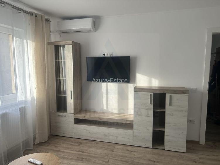 Apartament 3 camere semidecomandat etaj 2 strada Semaforului - 4