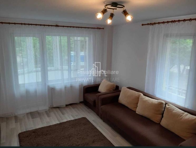 Apartament 3 Camere, De Vanzare, Zona Poli2 - 2