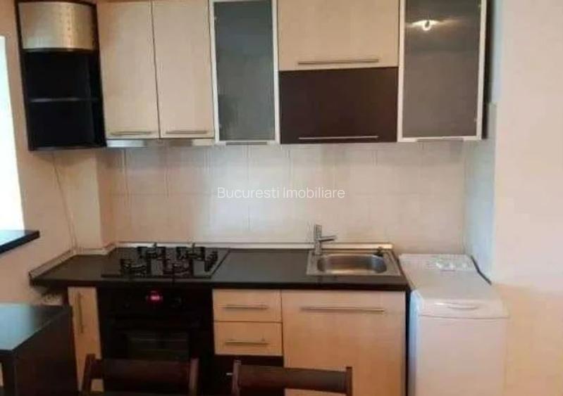 Piata Muncii,Metrou,bl.1978, MIXT,et.3/8,DECOMANDATA,Amenajata,Libera - 3