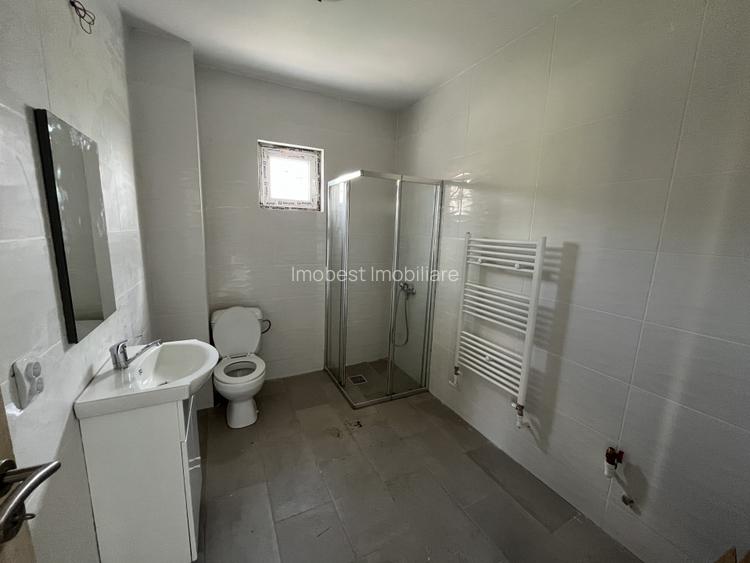 Exclusivitate! Casa cocheta la sol, 3 camere, partea dreapta, Valu lui Traian! - 7