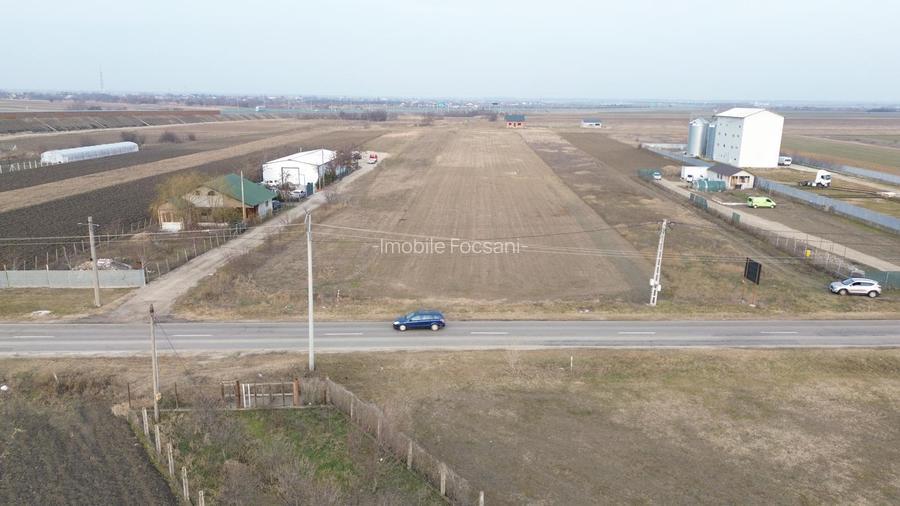 Teren -Focsani- 15.000 mp-D=50 ml-acces autostrada - 5