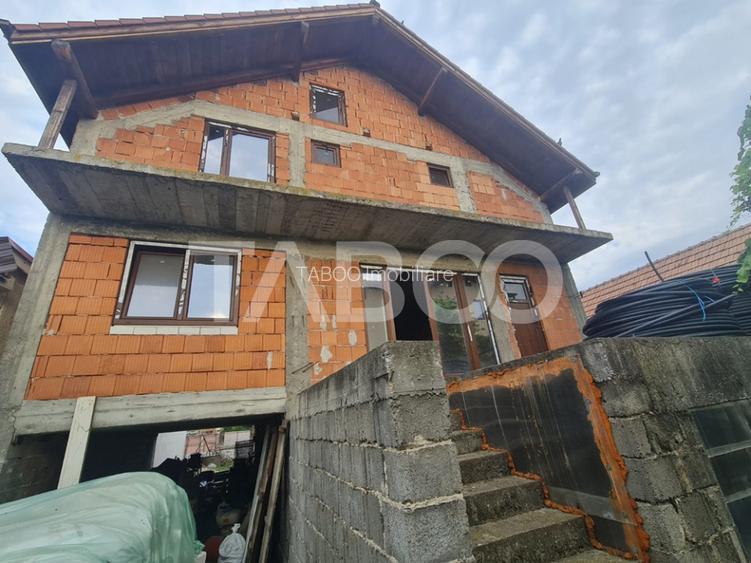 Casa la rosu de vanzare in Sebes-Lancram judetul Alba - 5