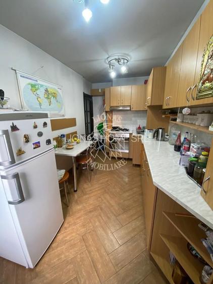 Casa 210 mp-garaj-curte amenajata-panouri solare-Ghinda - 4