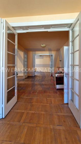 Vila cu curte de vanzare ULTRACENTRAL - 386 mp, 114 mp curte libera - 8