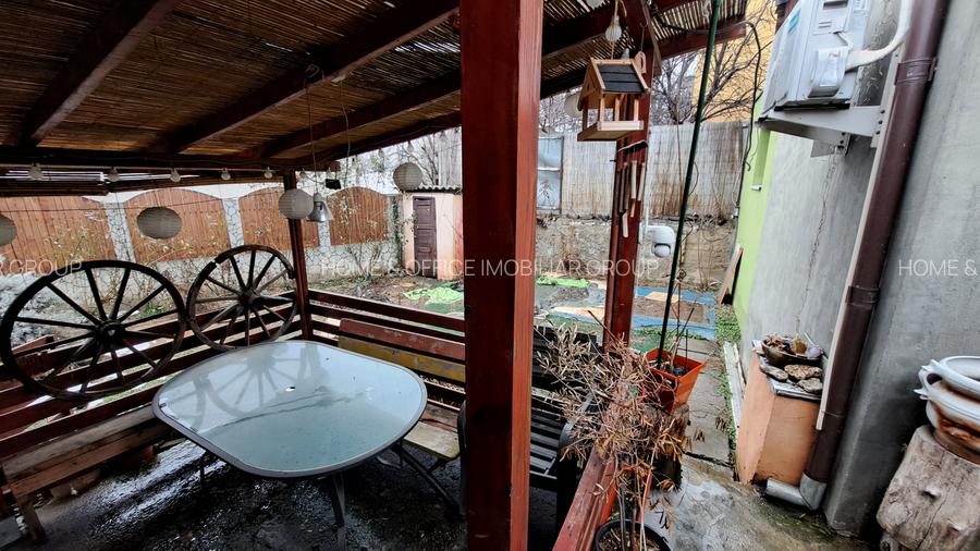 TEREN CU CASA DEMOLABILA - 31