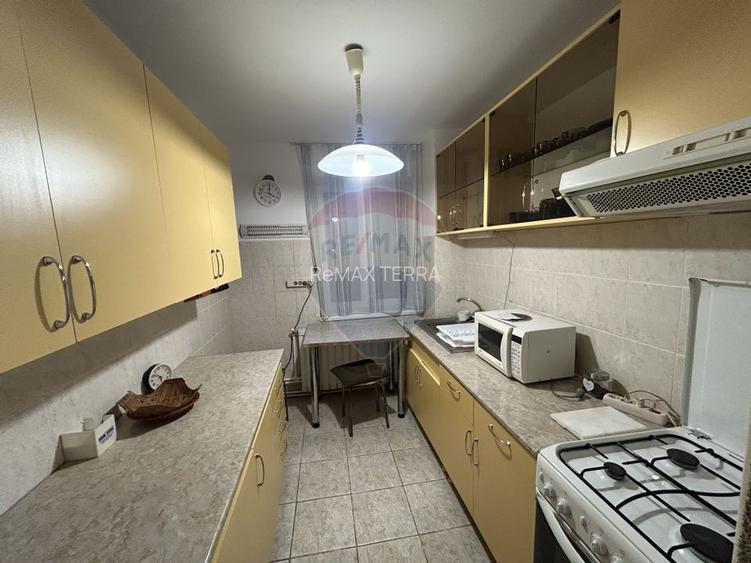 Apartament et. 1 cu 3 camere de închiriat str. V. Babes zona TBC - 5