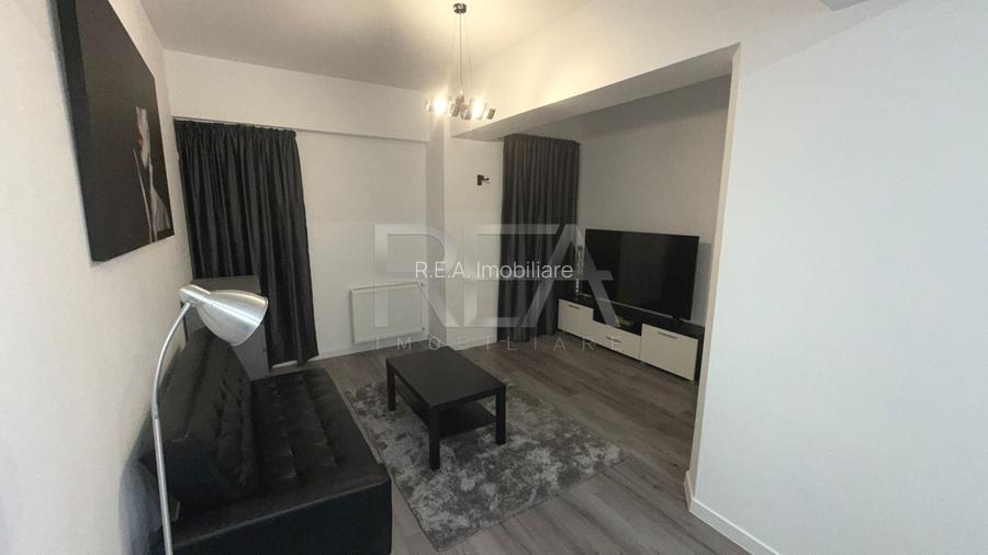 Garsoniera Oltenitei decomandata, centrala, an 2014, 45 mp, renovat - 2