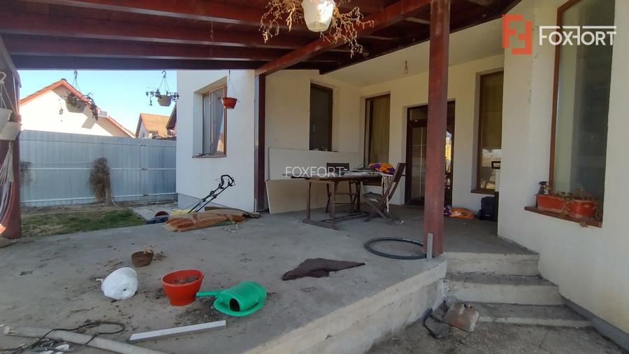 COMISION 0% Casa individuala 8 camere, Sacalaz - Pivnita, teren 1198 mp, asfalt - 35